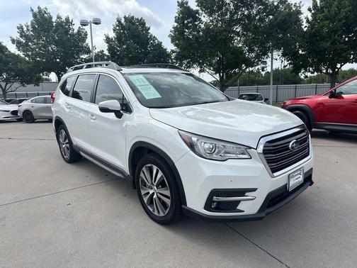 Crystal White Pearl 2021 Subaru Ascent Limited 7-Passenger