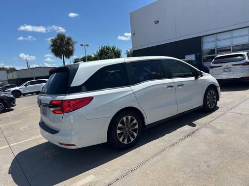 Platinum White 2021 Honda Odyssey EX-L