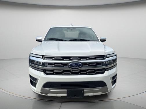 Star White Metallic Tri-Coat 2022 Ford Expedition Max Platinum