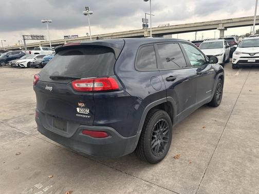 2015 Jeep Cherokee Sport