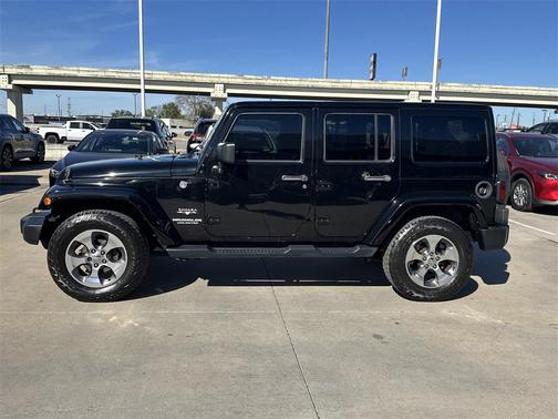 2017 Jeep Wrangler Unlimited Sahara