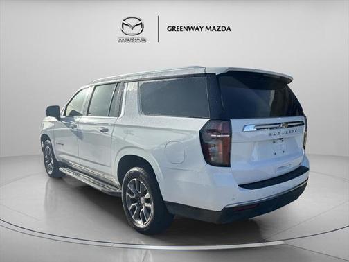 2022 Chevrolet Suburban LT