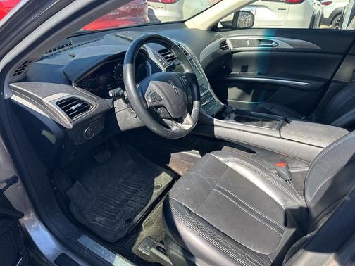 2015 Lincoln MKZ Base