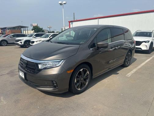Pewter Metallic 2023 Honda Odyssey Elite