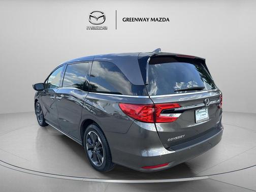 Pewter Metallic 2023 Honda Odyssey Elite