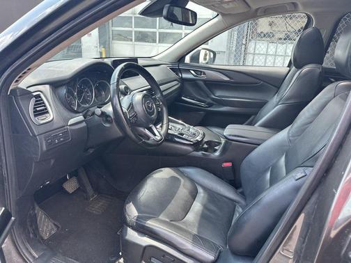 2022 Mazda CX-9 Touring