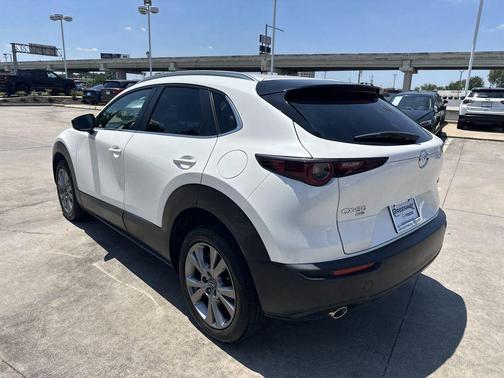 Snowflake White Pearl Mica 2023 Mazda CX-30 2.5 S Preferred Package