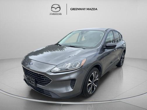 Carbonized Gray Metallic 2021 Ford Escape SE