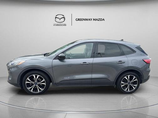 Carbonized Gray Metallic 2021 Ford Escape SE
