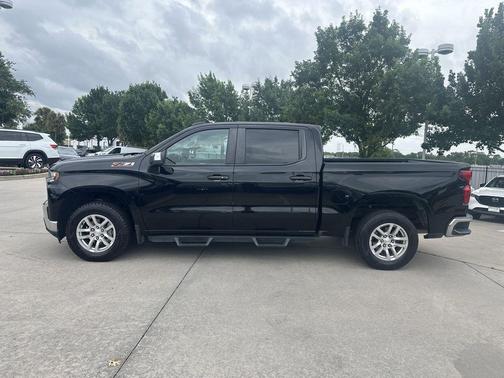 Black 2021 Chevrolet Silverado 1500 LT