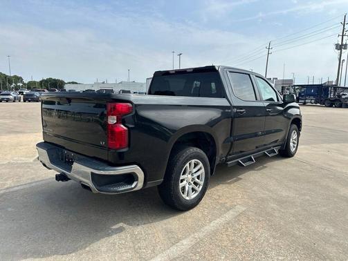 Black 2021 Chevrolet Silverado 1500 LT