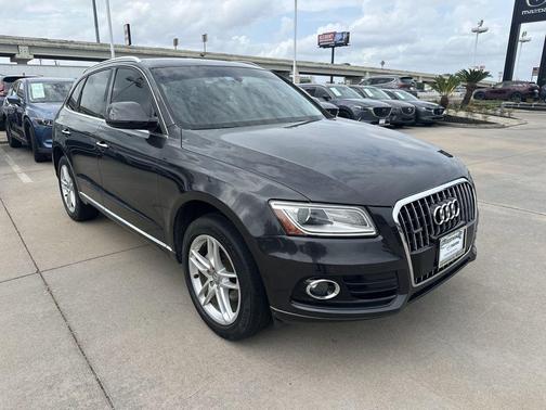Lava Gray Pearl 2017 Audi Q5 2.0T Premium Plus