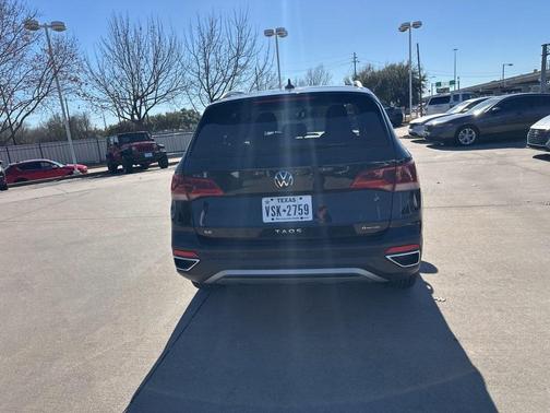2024 Volkswagen Taos 1.5T SE