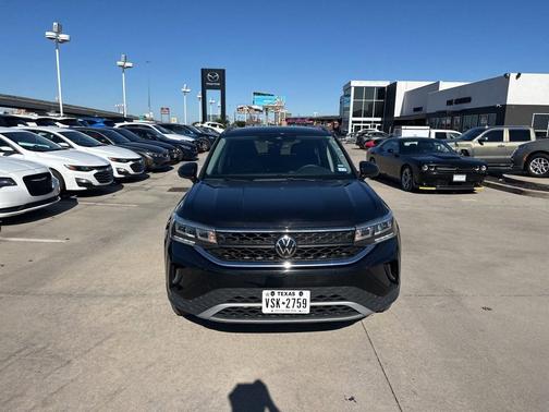 2024 Volkswagen Taos 1.5T SE