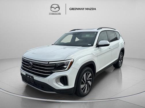 Pure White 2024 Volkswagen Atlas 2.0T SE w/Technology