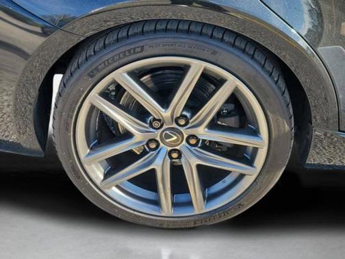 Obsidian 2020 Lexus IS 350 Base