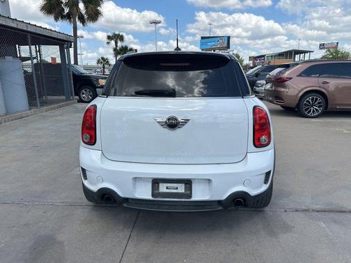 2016 MINI Countryman Cooper S