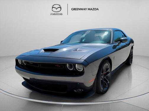 Granite Pearlcoat 2022 Dodge Challenger R/T Scat Pack