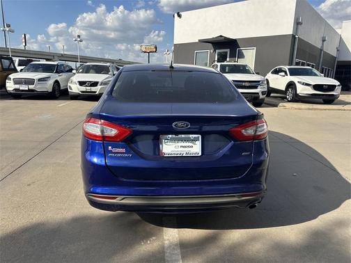2015 Ford Fusion SE