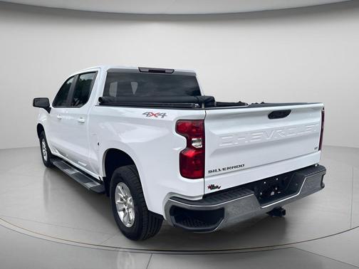 Summit White 2023 Chevrolet Silverado 1500 LT