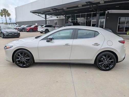 2025 Mazda Mazda3 FWD w/Select Package