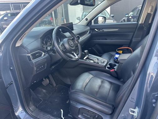 2024 Mazda CX-5 Carbon Edition