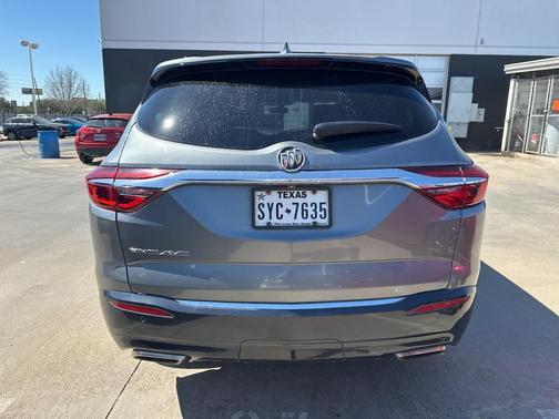 2020 Buick Enclave Essence