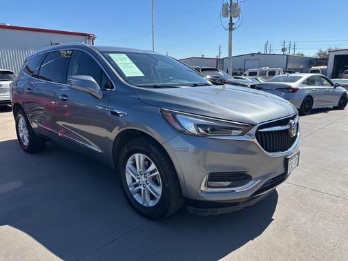 2020 Buick Enclave Essence