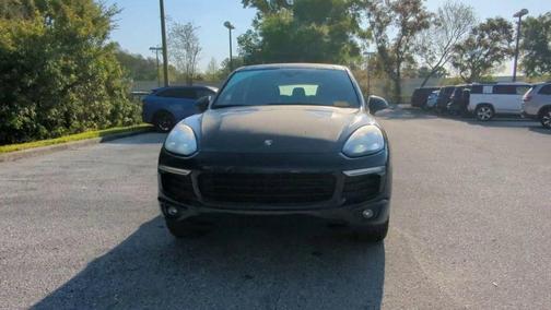 Moonlight Blue Metallic 2016 Porsche Cayenne Cayenne