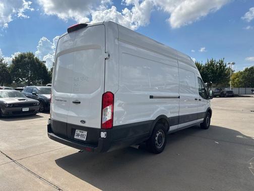 2023 Ford Transit-250 Base