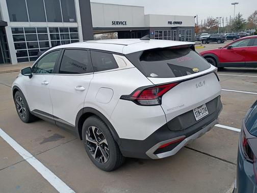 2023 Kia Sportage EX