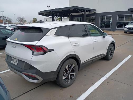 2023 Kia Sportage EX