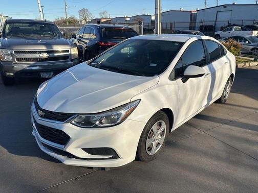 2018 Chevrolet Cruze LS