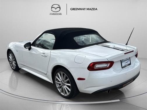 2020 FIAT 124 Spider Base