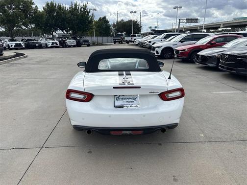 2020 FIAT 124 Spider Base