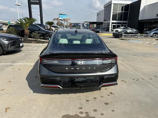 2025 Hyundai SONATA SEL