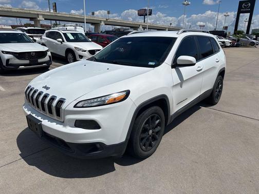 Bright White Clearcoat 2015 Jeep Cherokee Latitude