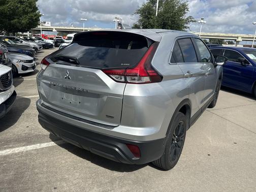 Silver 2025 Mitsubishi Eclipse Cross LE
