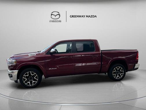Delmonico Red Pearlcoat 2025 RAM 1500 Laramie