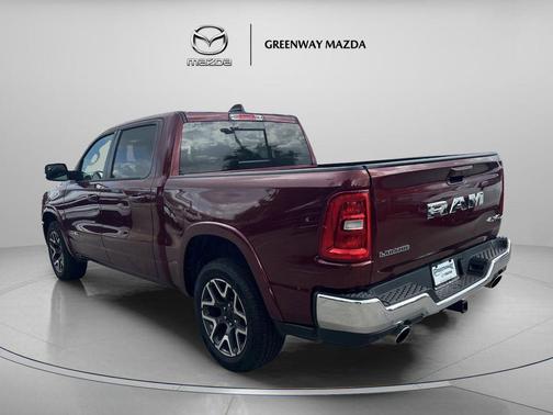 Delmonico Red Pearlcoat 2025 RAM 1500 Laramie