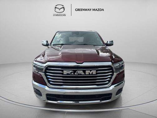 Delmonico Red Pearlcoat 2025 RAM 1500 Laramie