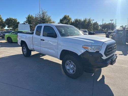 2020 Toyota Tacoma SR5