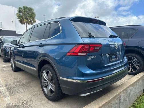 Blue 2020 Volkswagen Tiguan 2.0T SEL