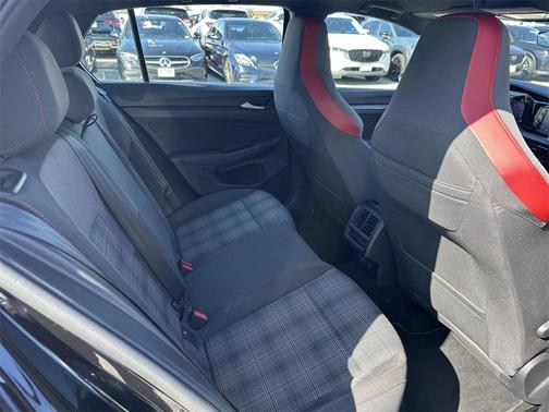 2024 Volkswagen Golf GTI 2.0T S DSG