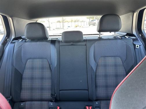 2024 Volkswagen Golf GTI 2.0T S DSG