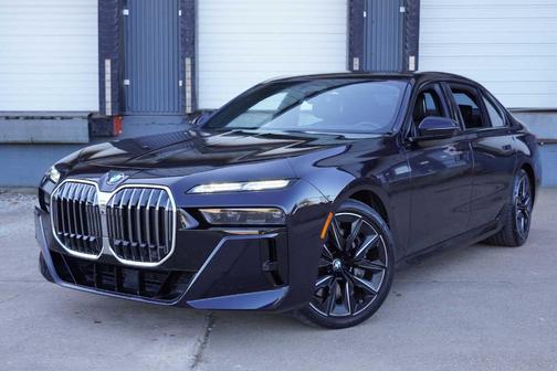 2023 BMW 760 760i xDrive