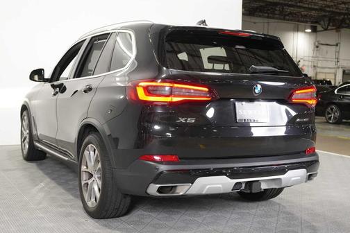 Black Sapphire Metallic 2023 BMW X5 xDrive40i