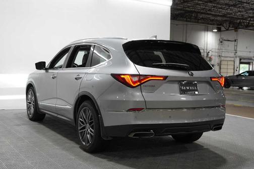 Lunar Silver Metallic 2022 Acura MDX Advance
