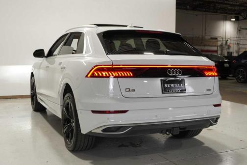 2019 Audi Q8 Prestige