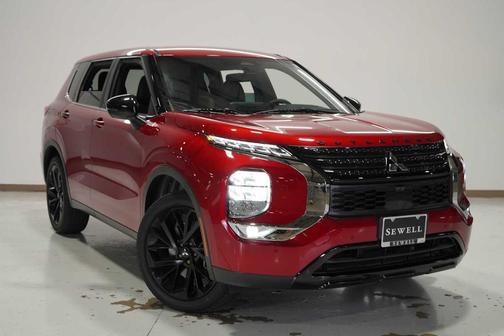 2023 Mitsubishi Outlander SE Black Edition